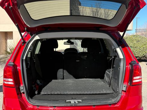 Used 2018 Dodge Journey SE w/ Blacktop Package image 4