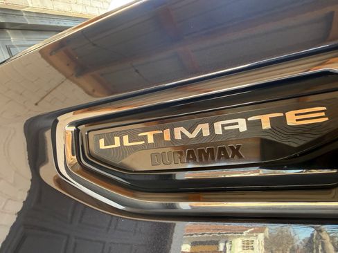 Used 2022 GMC Sierra 1500 Denali Ultimate image 13