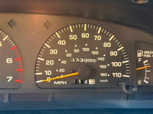 Used 1996 Toyota 4Runner Limited image 15