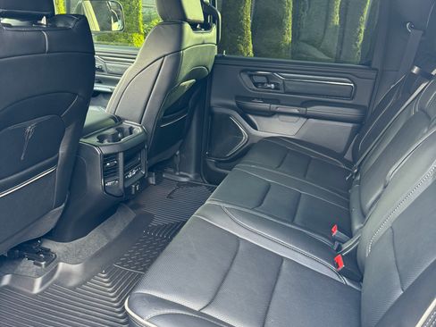 Used 2024 RAM 1500 Limited AWD/4WD image 12