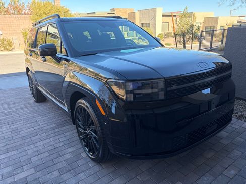 Used 2024 Hyundai Santa Fe Calligraphy image 2