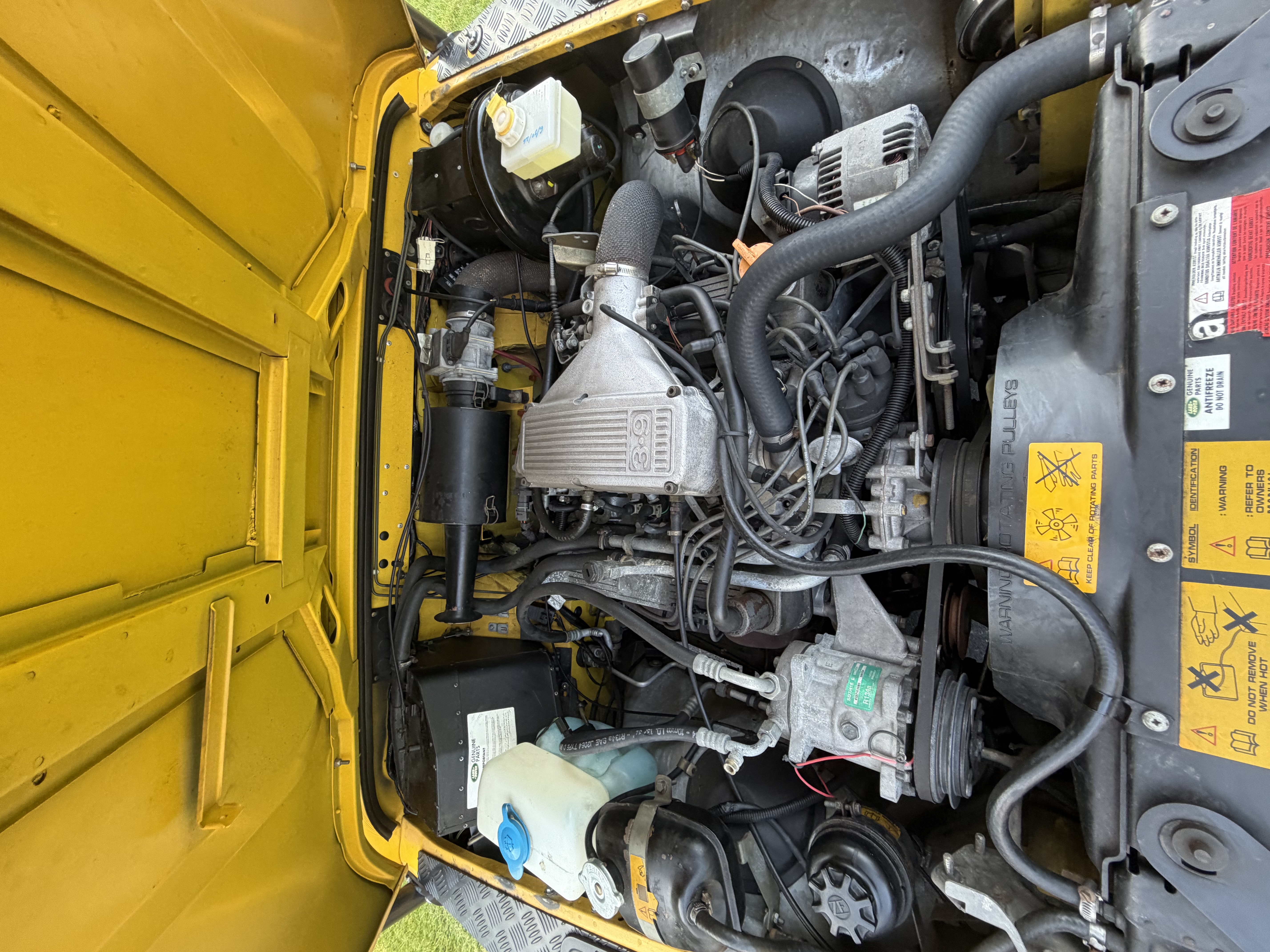 Used 1994 Land Rover Defender 90 AWD/4WD image 9