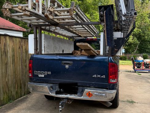 Used 2003 Dodge Ram 2500 Truck SLT AWD/4WD image 4