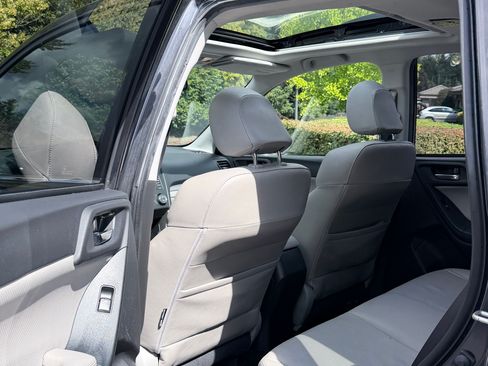 Used 2014 Subaru Forester 2.5i Limited w/ Popular Package #1 AWD/4WD image 26
