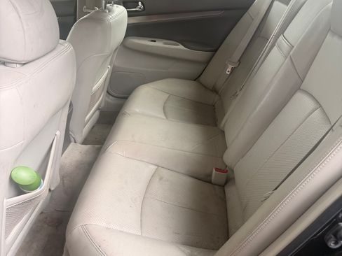 Used 2015 INFINITI Q40 AWD w/ Navigation Package image 13