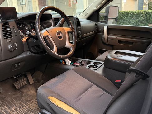 Used 2011 GMC Sierra 2500 SLE image 8