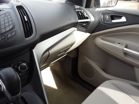 Used 2014 Ford Escape SE image 6