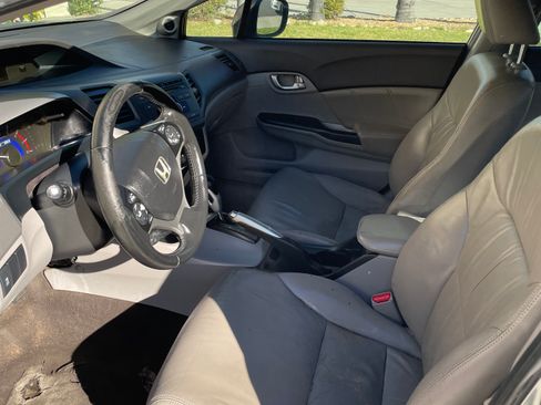 Used 2012 Honda Civic Hybrid Sedan image 9
