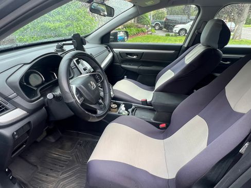Used 2018 Honda CR-V LX image 6
