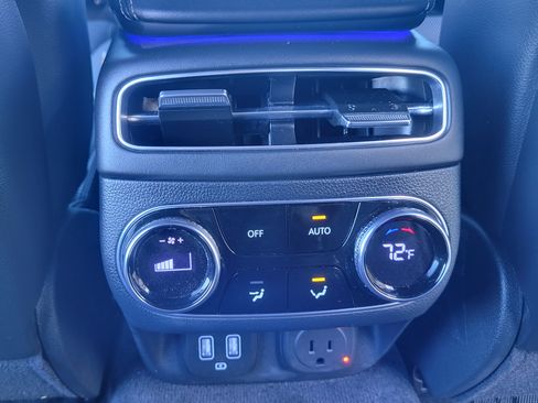 Used 2024 Genesis GV70 2.5T w/ Sport Prestige Package image 14