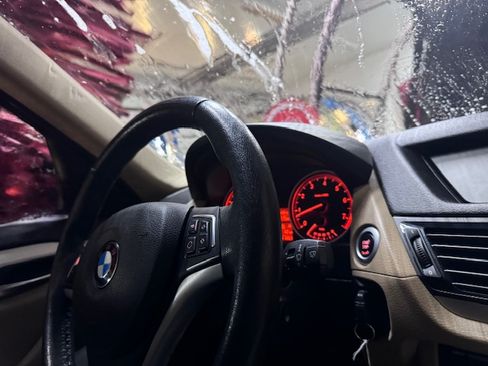 Used 2015 BMW X1 xDrive28i image 11