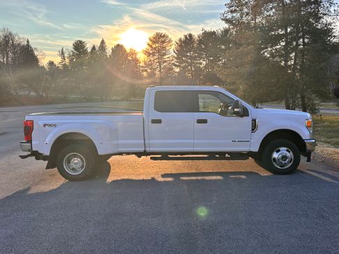 Used 2022 Ford F350 XL w/ STX Appearance Package image 30
