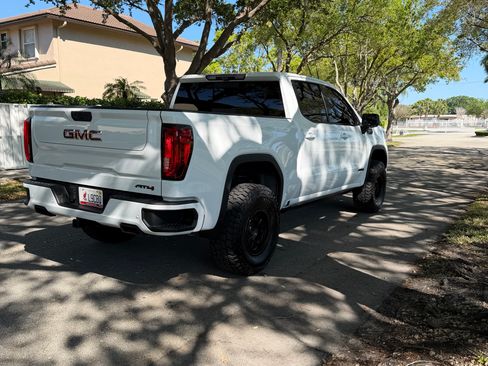 Used 2020 GMC Sierra 1500 AT4 w/ AT4 Premium Package image 8