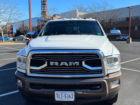 Used 2018 RAM 3500 Laramie Longhorn image 5