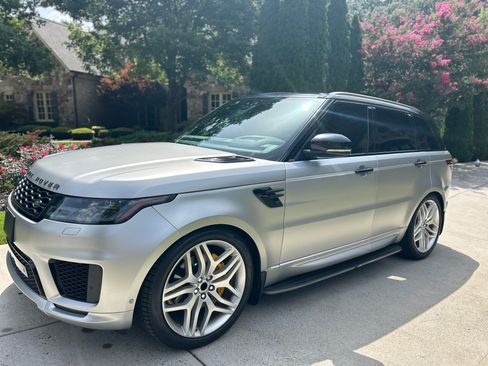 Used 2020 Land Rover Range Rover Sport HSE image 19