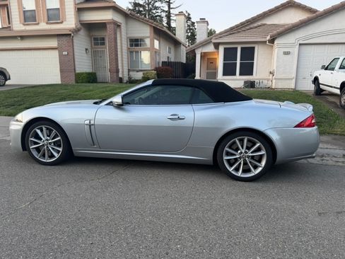 Used 2010 Jaguar XKR R RWD image 4