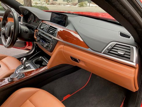 Used 2016 BMW M4 Coupe image 14