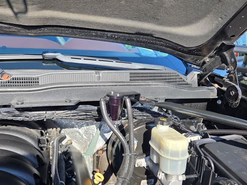 Used 2015 Chevrolet Silverado 1500 High Country AWD/4WD image 12