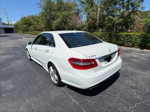 Used 2013 Mercedes-Benz E 350 Sedan image 6