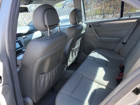 Used 2005 Mercedes-Benz C 230 Sedan image 10