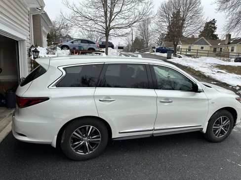 Used 2016 INFINITI QX60 AWD w/ Premium Plus Package image 4