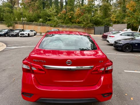 Used 2018 Nissan Sentra SV image 6