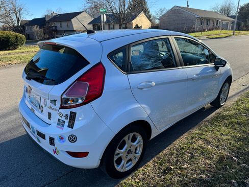 Used 2016 Ford Fiesta SE image 6
