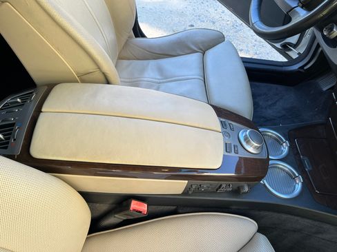 Used 2008 BMW 750Li image 24