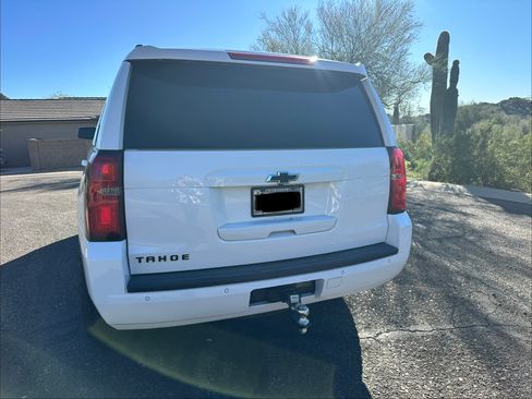 Used 2018 Chevrolet Tahoe LT w/ Luxury Package image 5