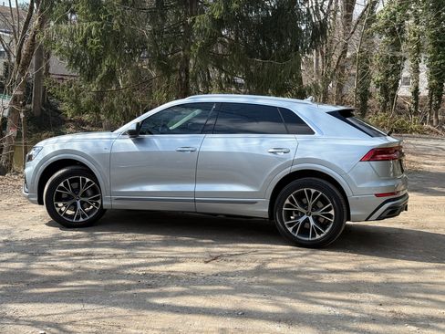 Used 2023 Audi Q8 Premium Plus w/ Premium Plus Package image 21