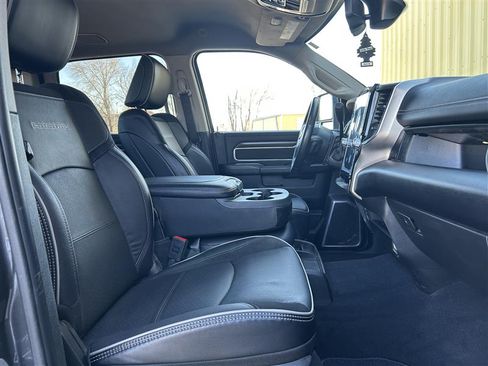 Used 2024 RAM 2500 Laramie image 12