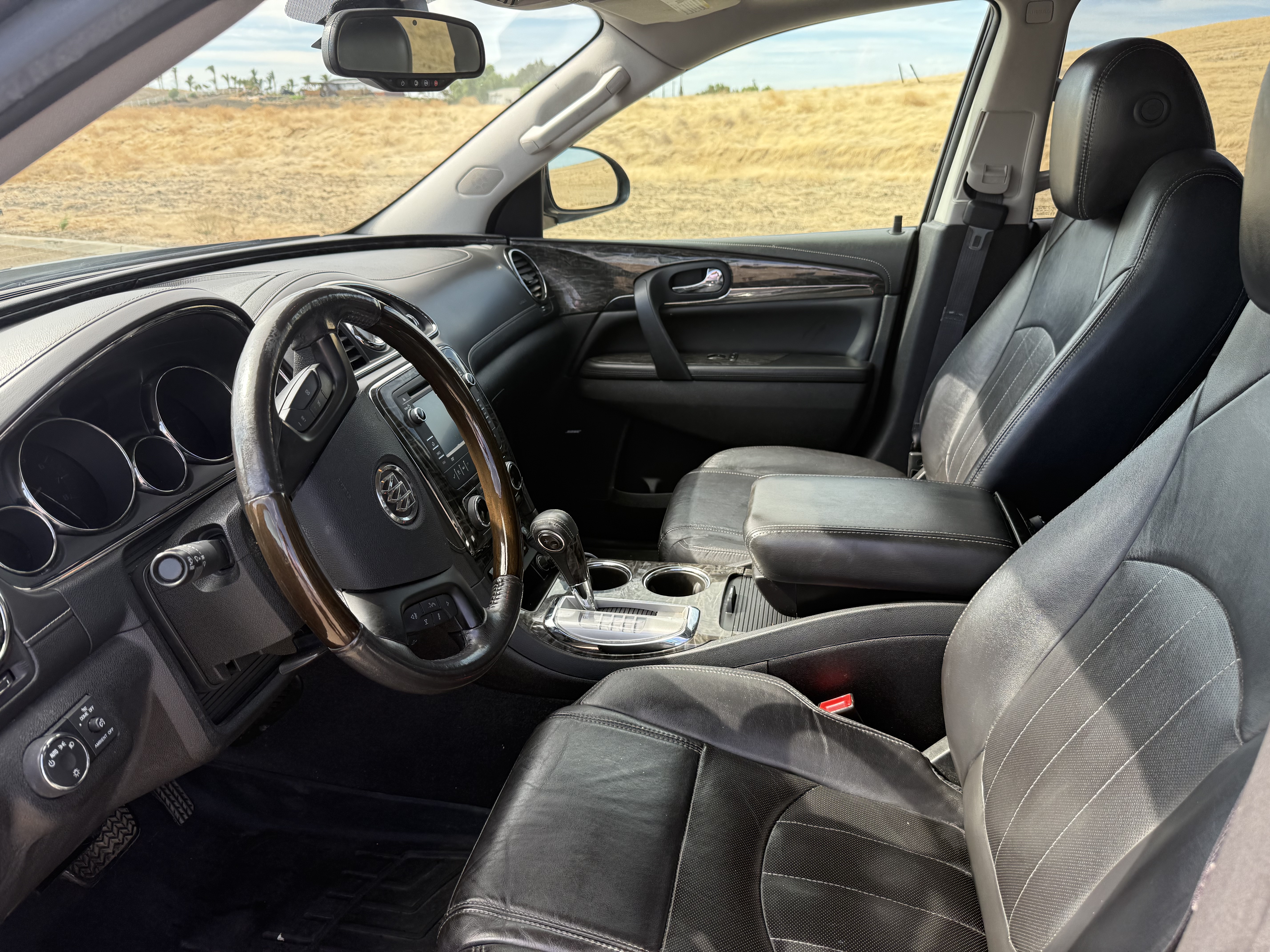 Used 2014 Buick Enclave Leather FWD image 9