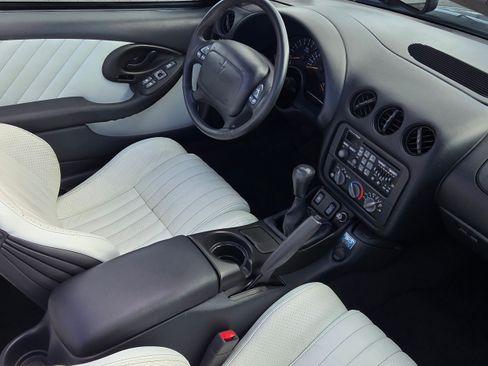Used 1999 Pontiac Firebird Trans Am image 8