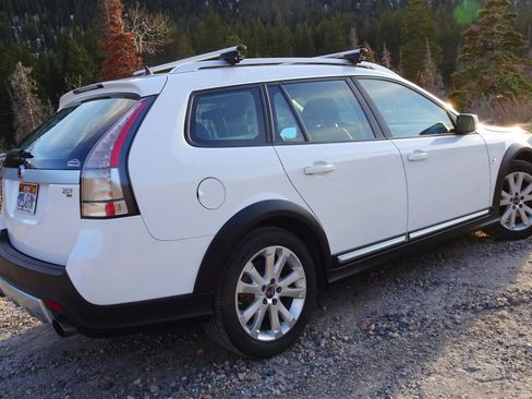 Used 2010 Saab 9-3 X w/ Comfort Package AWD/4WD image 10