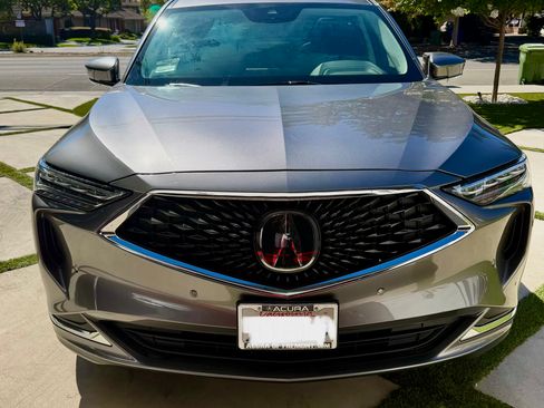 Used 2023 Acura MDX FWD w/ Technology Package image 2