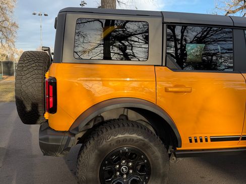 Used 2021 Ford Bronco First Edition image 5