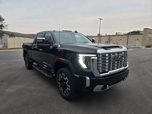Used 2026 GMC Sierra 2500 Denali w/ Technology Package image 28