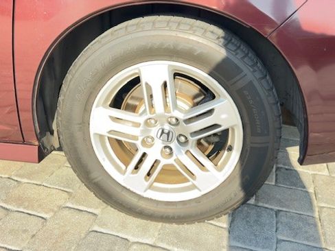 Used 2012 Honda Odyssey Touring Elite image 6