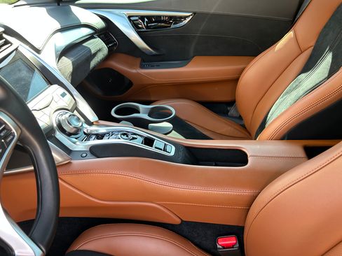 Used 2019 Acura NSX image 11