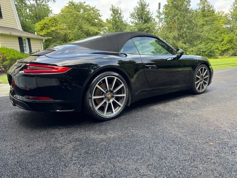 Used 2017 Porsche 911 Carrera image 13
