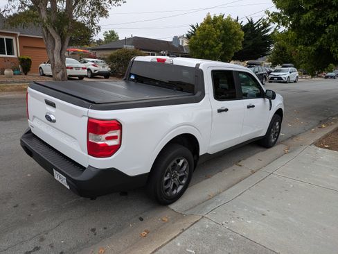 Used 2022 Ford Maverick XLT FWD image 9