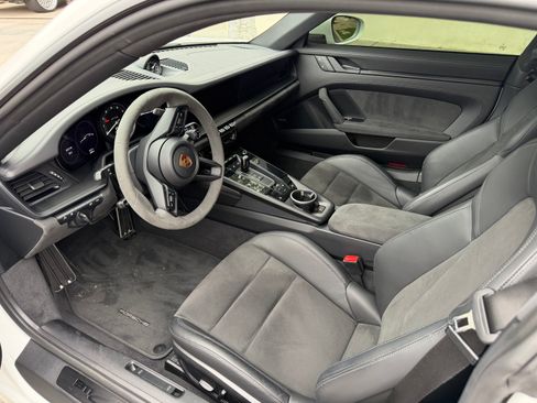 Used 2023 Porsche 911 GT3 RS image 9