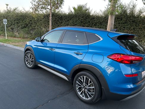 Used 2021 Hyundai Tucson Ultimate w/ Cargo Package FWD image 8