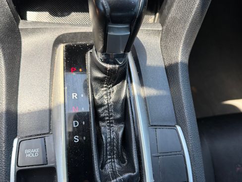 Used 2020 Honda Civic Sport image 12