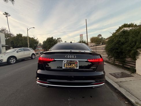 Used 2021 Audi A4 2.0T Premium w/ Convenience Package image 9