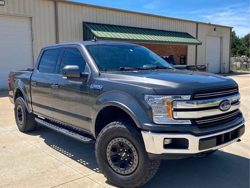 Used 2018 Ford F150 Lariat image 1