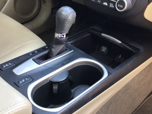 Used 2017 Acura RDX FWD w/ Technology Package image 17