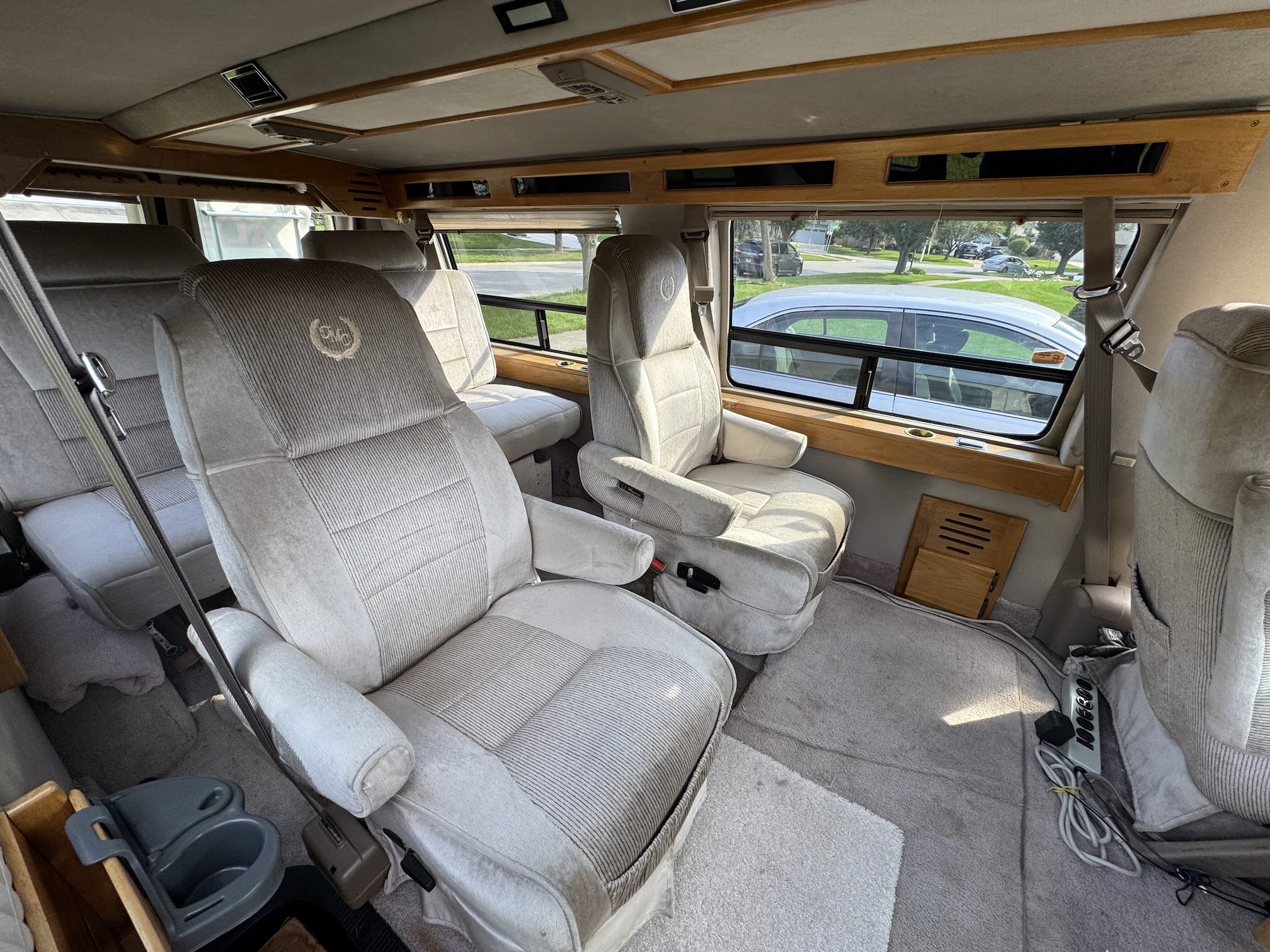 Used 1993 Ford E-150 and Econoline 150 RWD image 11