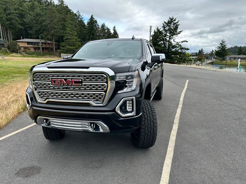 Used 2019 GMC Sierra 1500 Denali w/ Denali Ultimate Package AWD/4WD image 5