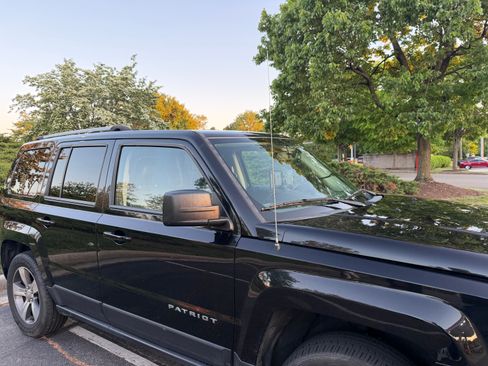 Used 2016 Jeep Patriot High Altitude image 12